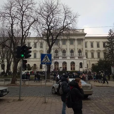 Stepan Bandery Street,37-2 центр вокзал неподолік Lägenhet *